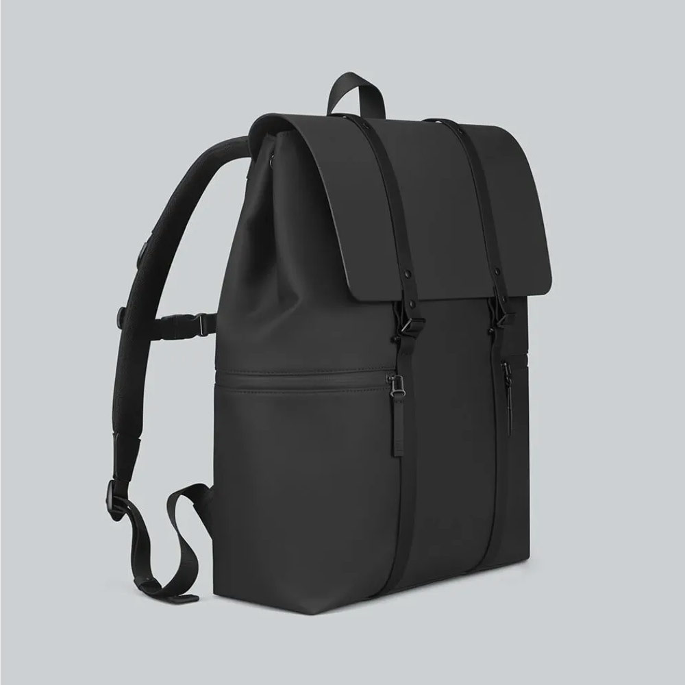 Picture of Apple MacBook Pro 16\" 2019  | Gaston Luga SPLÄSH 2.0 16" Premium Waterproof Eco Material Backpack 20L (Black)