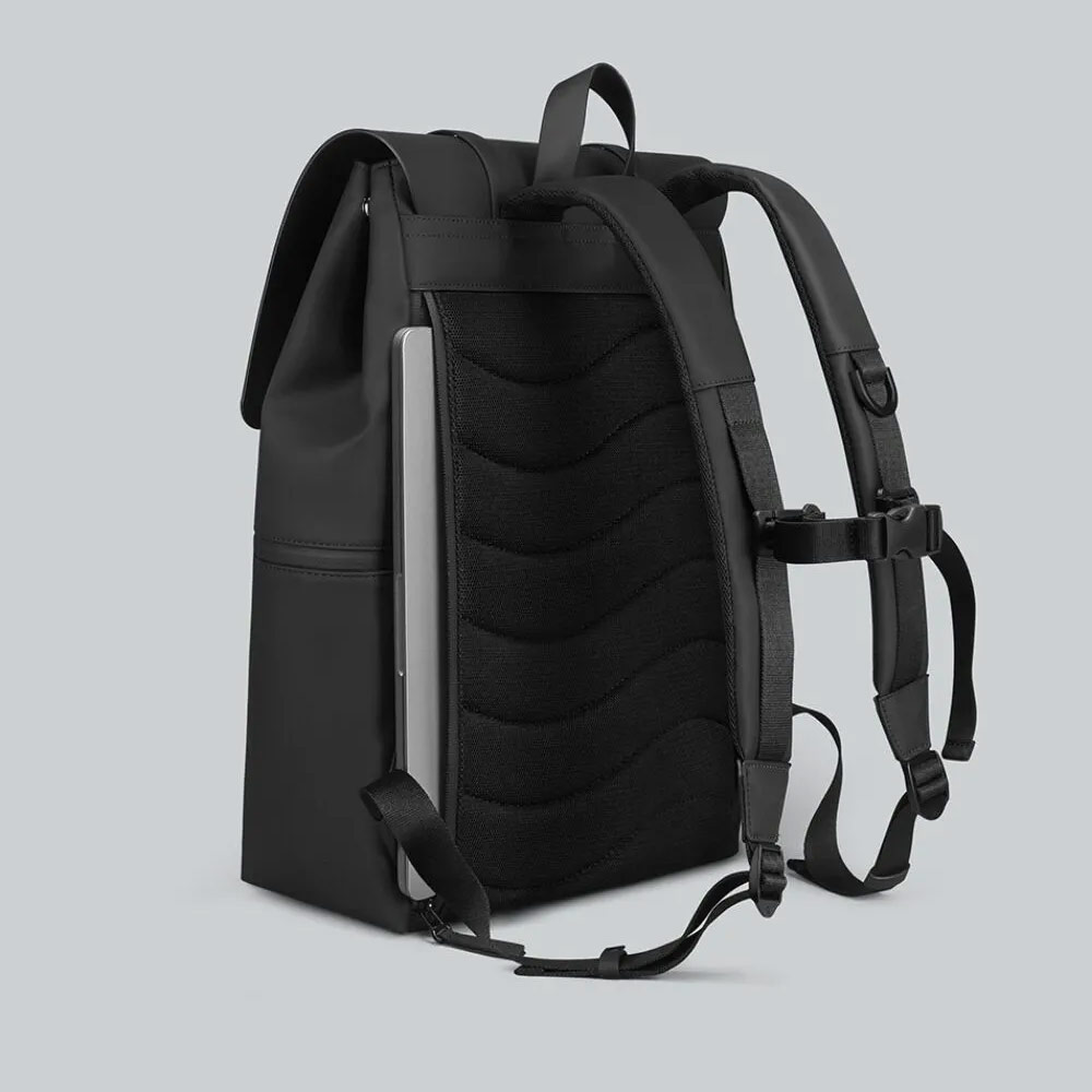 Picture of Apple MacBook Pro 16\" 2019  | Gaston Luga SPLÄSH 2.0 16" Premium Waterproof Eco Material Backpack 20L (Black)