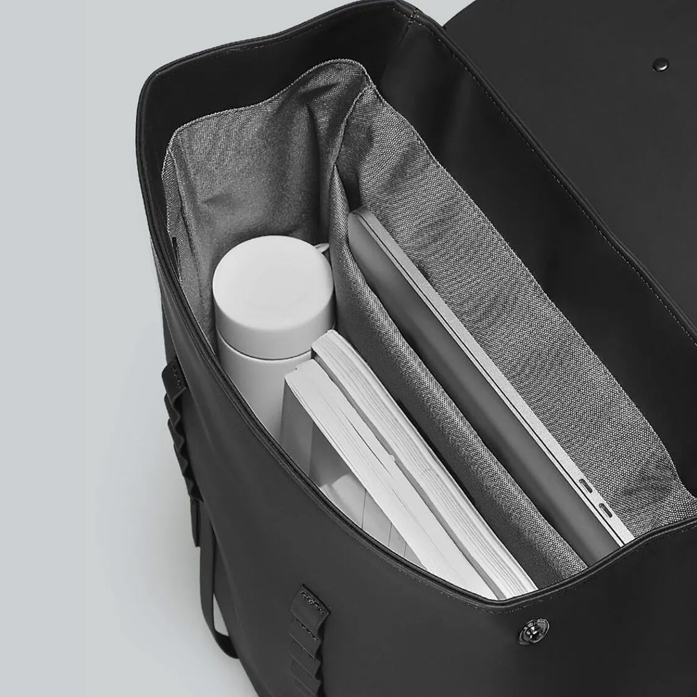 Picture of Apple MacBook Pro 16\" 2019  | Gaston Luga SPLÄSH 2.0 16" Premium Waterproof Eco Material Backpack 20L (Black)