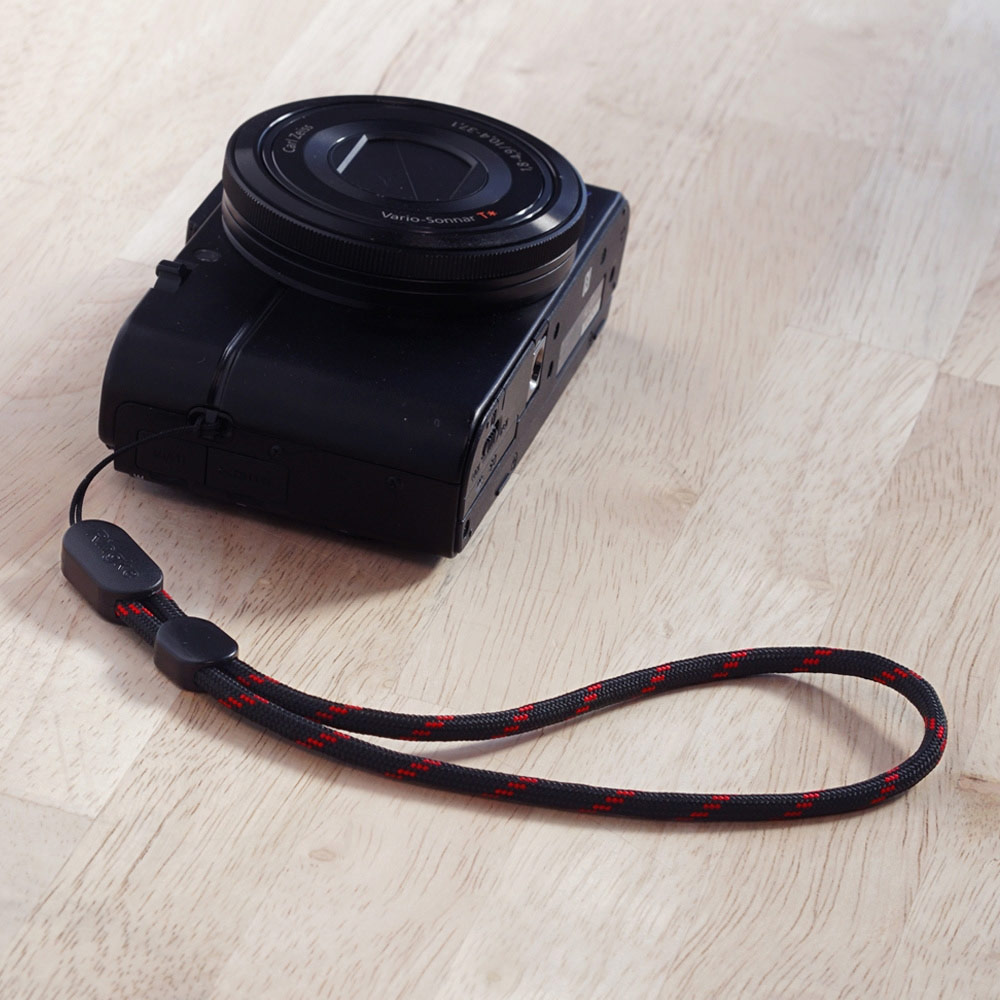 Picture of Ringke Paracord Lanyard Wrist Strap (Green Camouflage)