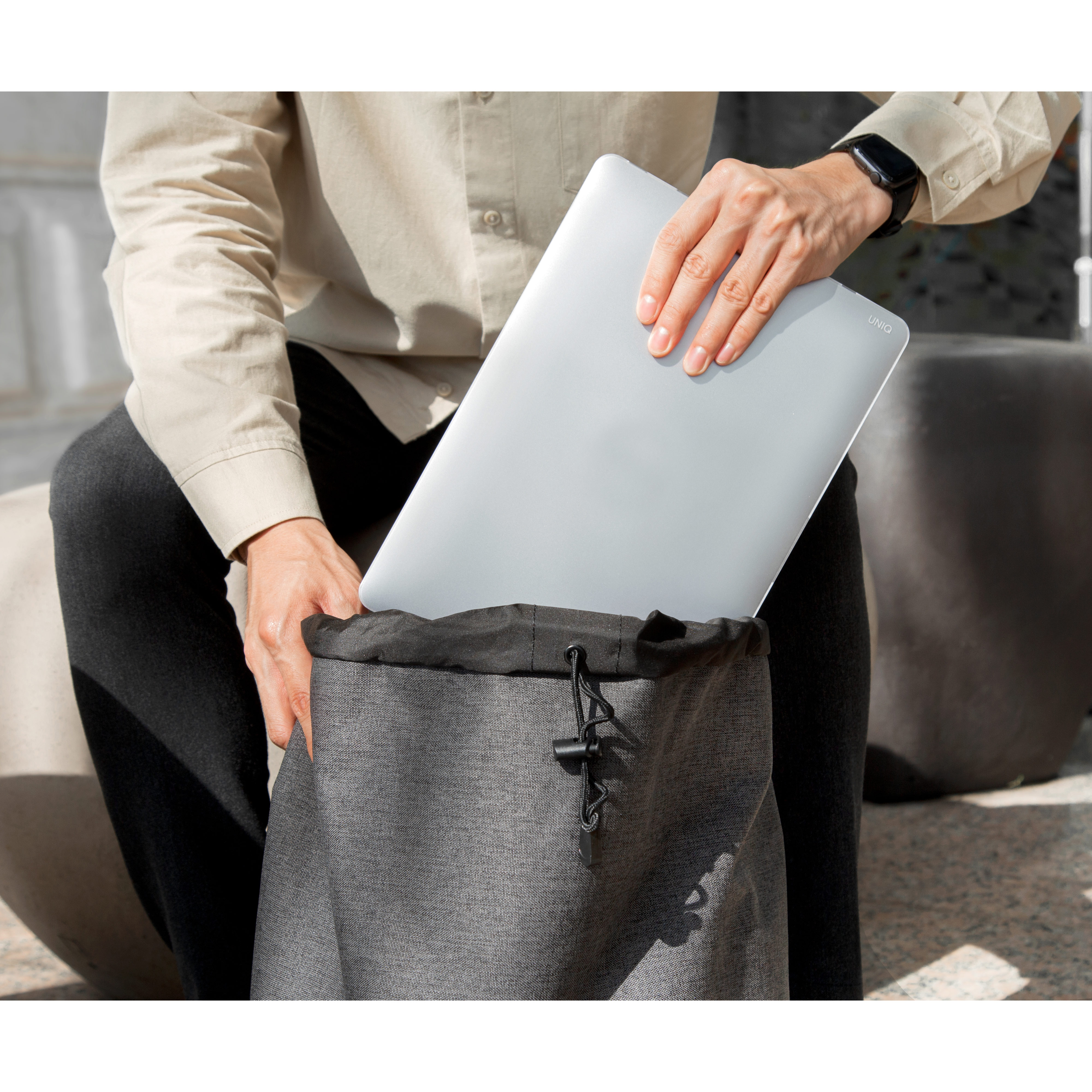 Picture of Apple Macbook Pro 14 M2 Case | Uniq Vero Ultra Slim Snap Case for Macbook Pro 14 M2 M3 M4 ( Clear)